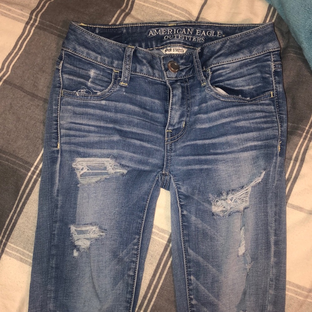 American eagle jeans!